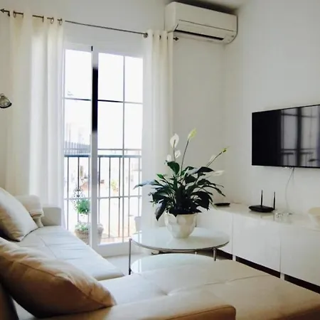Apartmán Fantastic 1 Bedroom In The Centre Of Nerja